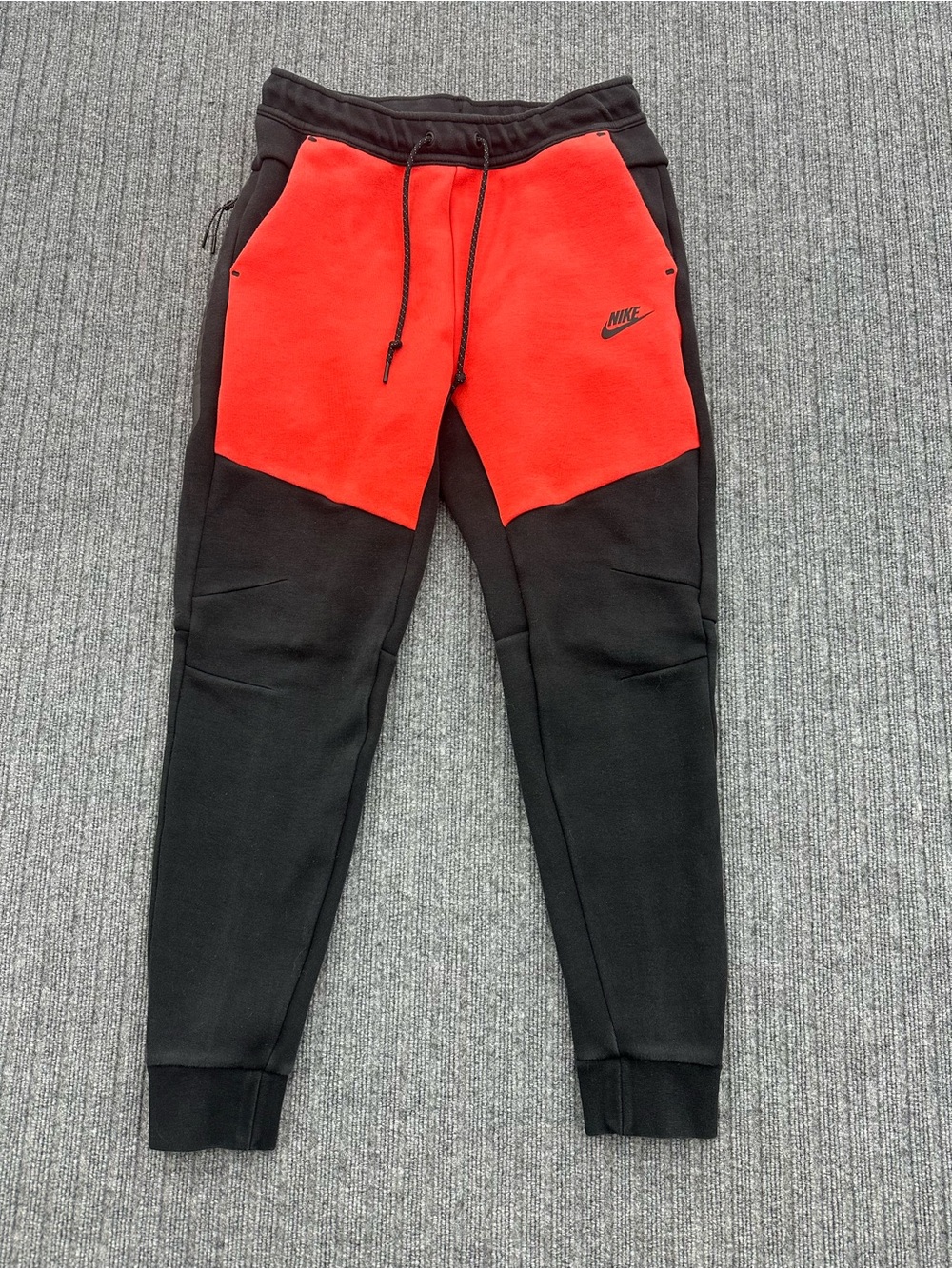 Nike sweatpants Medium